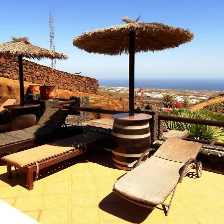 Ferienhaus Castillo Schlaraffenland I Holiday home La Asomada (Lanzarote)